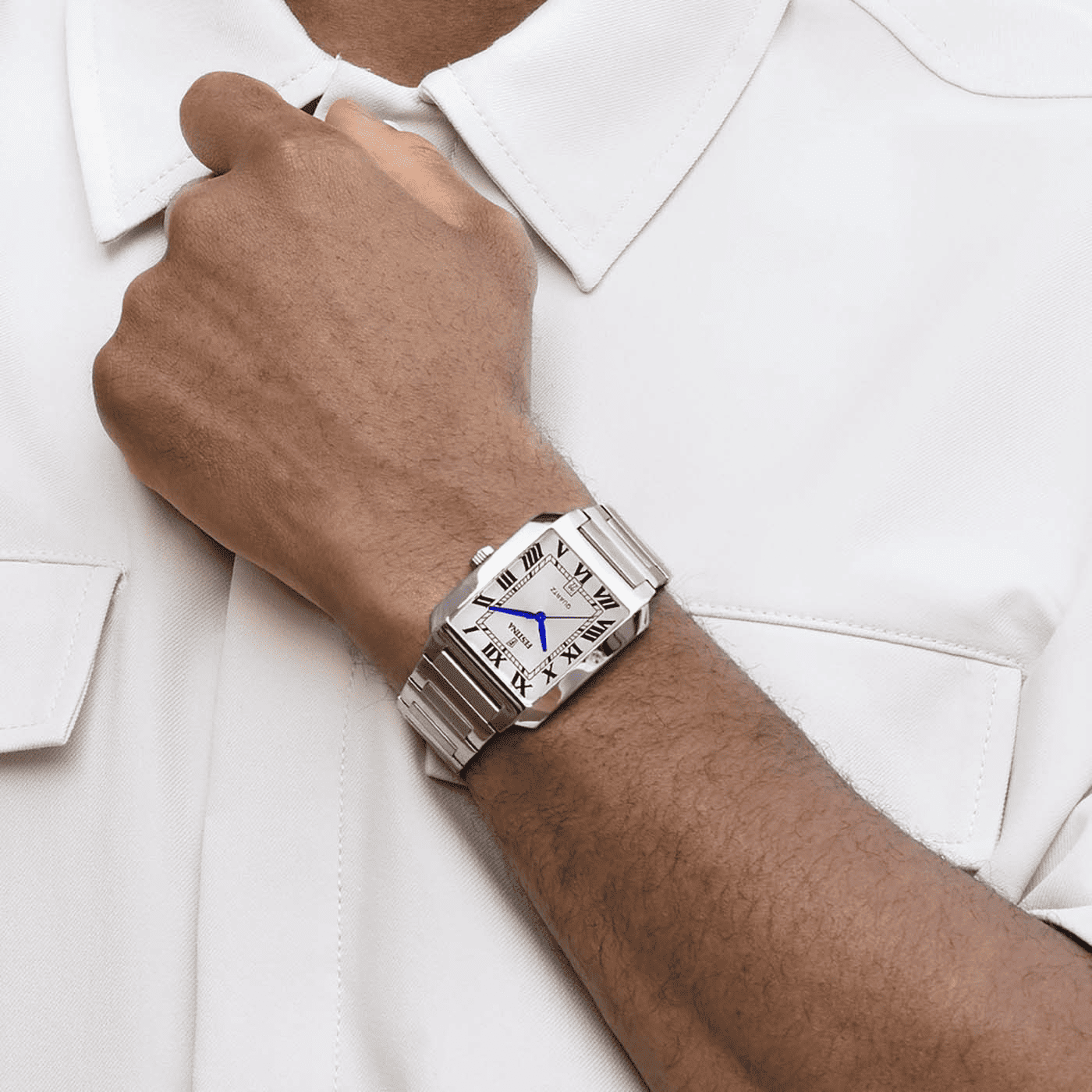 On the Square Quarz Uhr