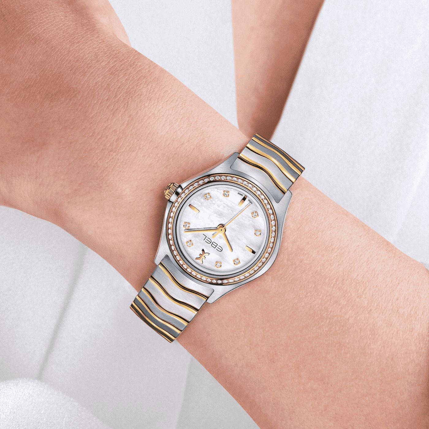 Wave Quarz Uhr Wave Quarz Uhr