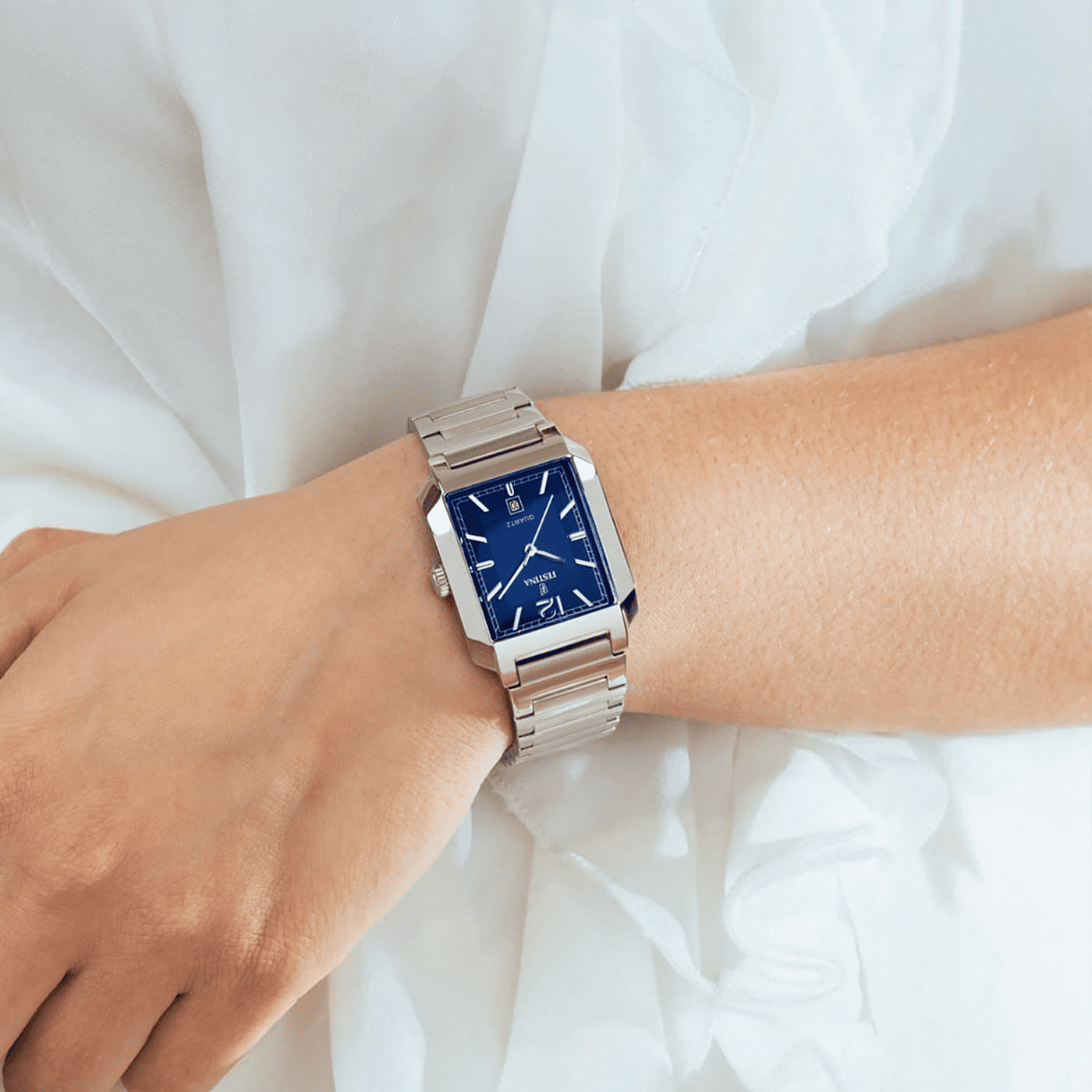 On the Square Quarz Uhr On the Square Quarz Uhr