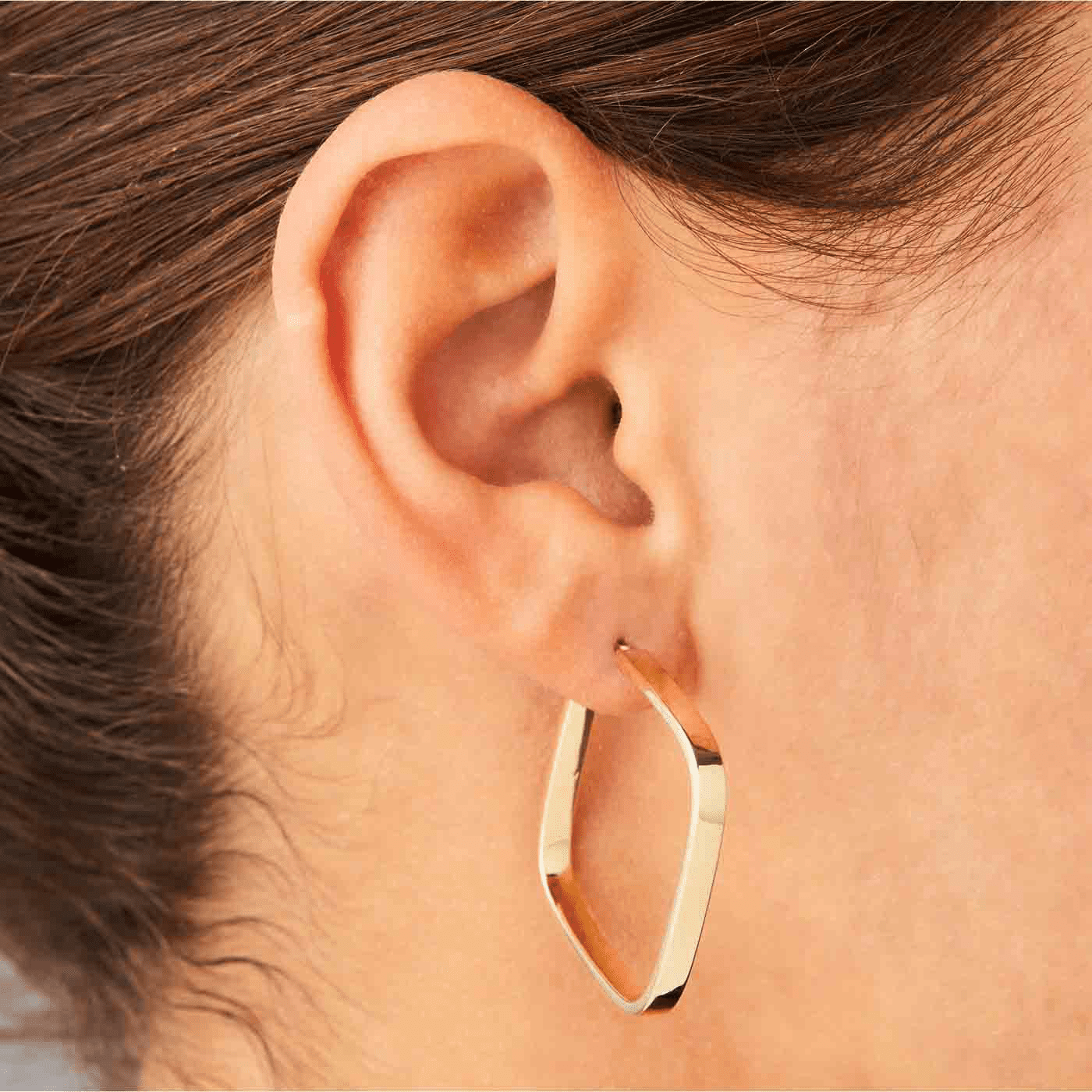 Creolen 375er Gelbgold 4-Zimmer-Wohnung